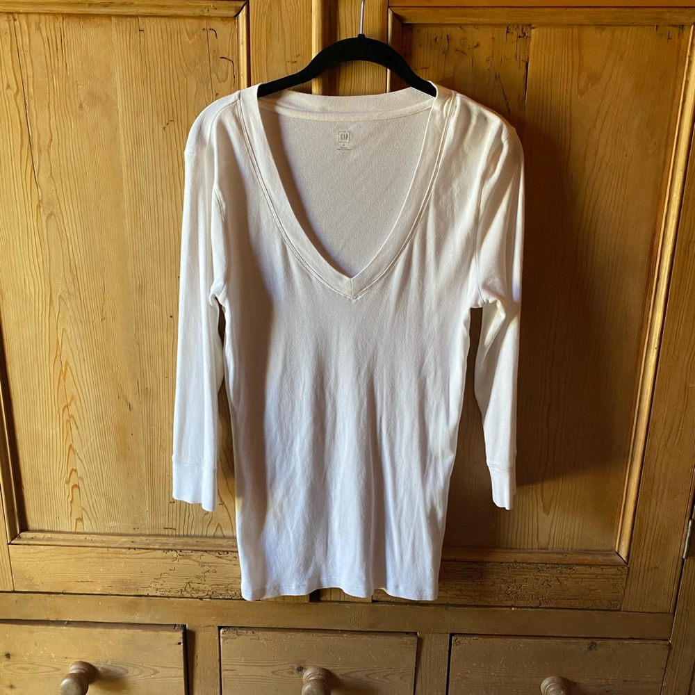 3/4 Sleeve Gap V Neck
